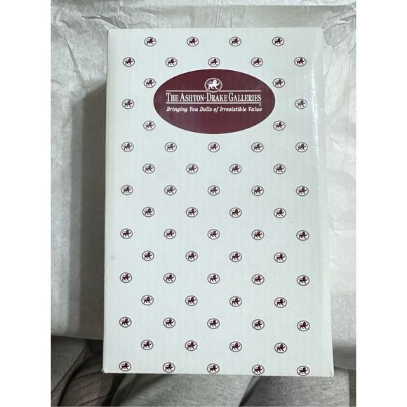 New. Ashton Drake Galleries Sour Grapes Doll Sweet as You Please Collection 2008 - Picture 5 of 6